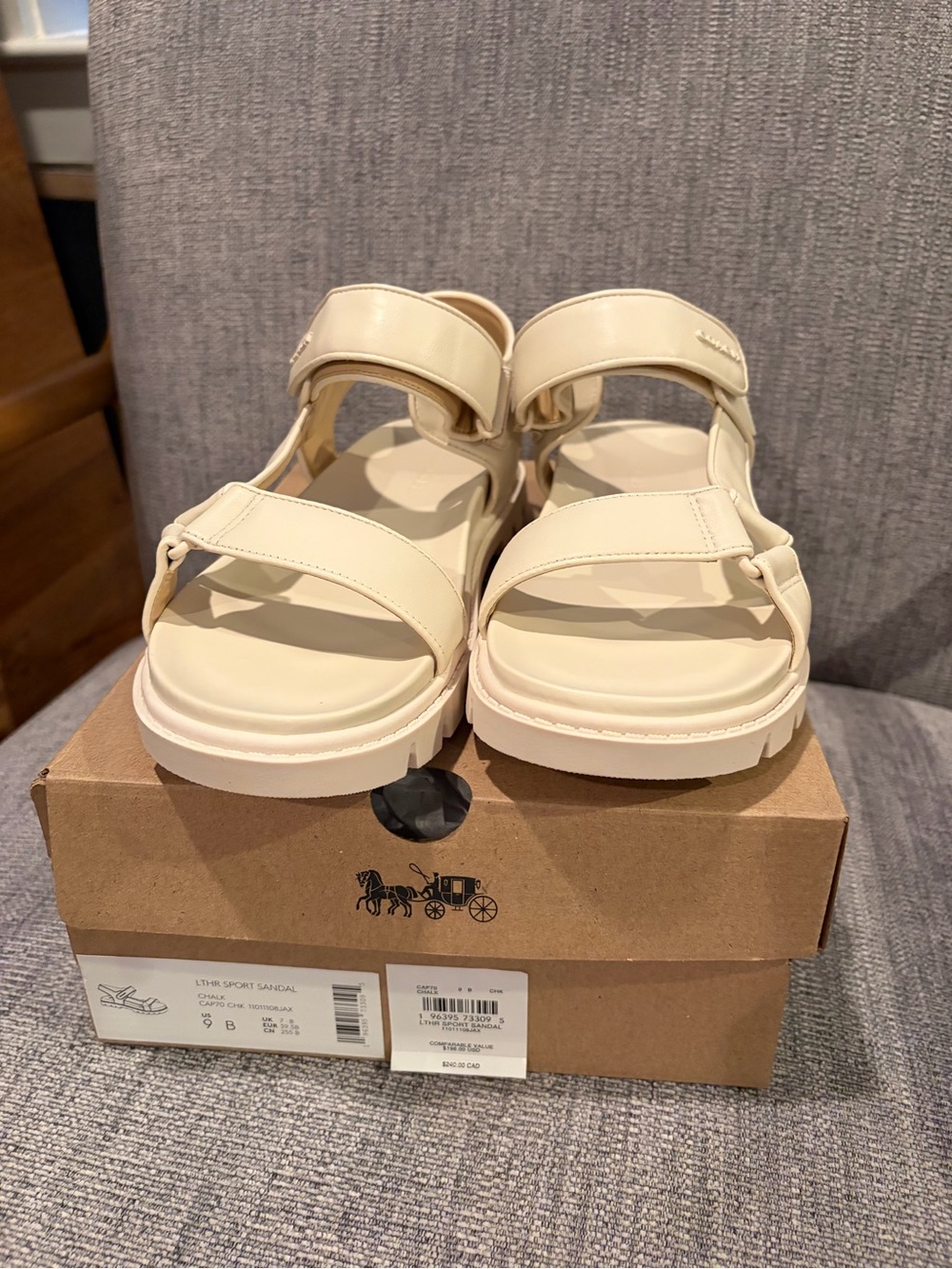 NWT Coach Women’s Sport Sandals 9B
